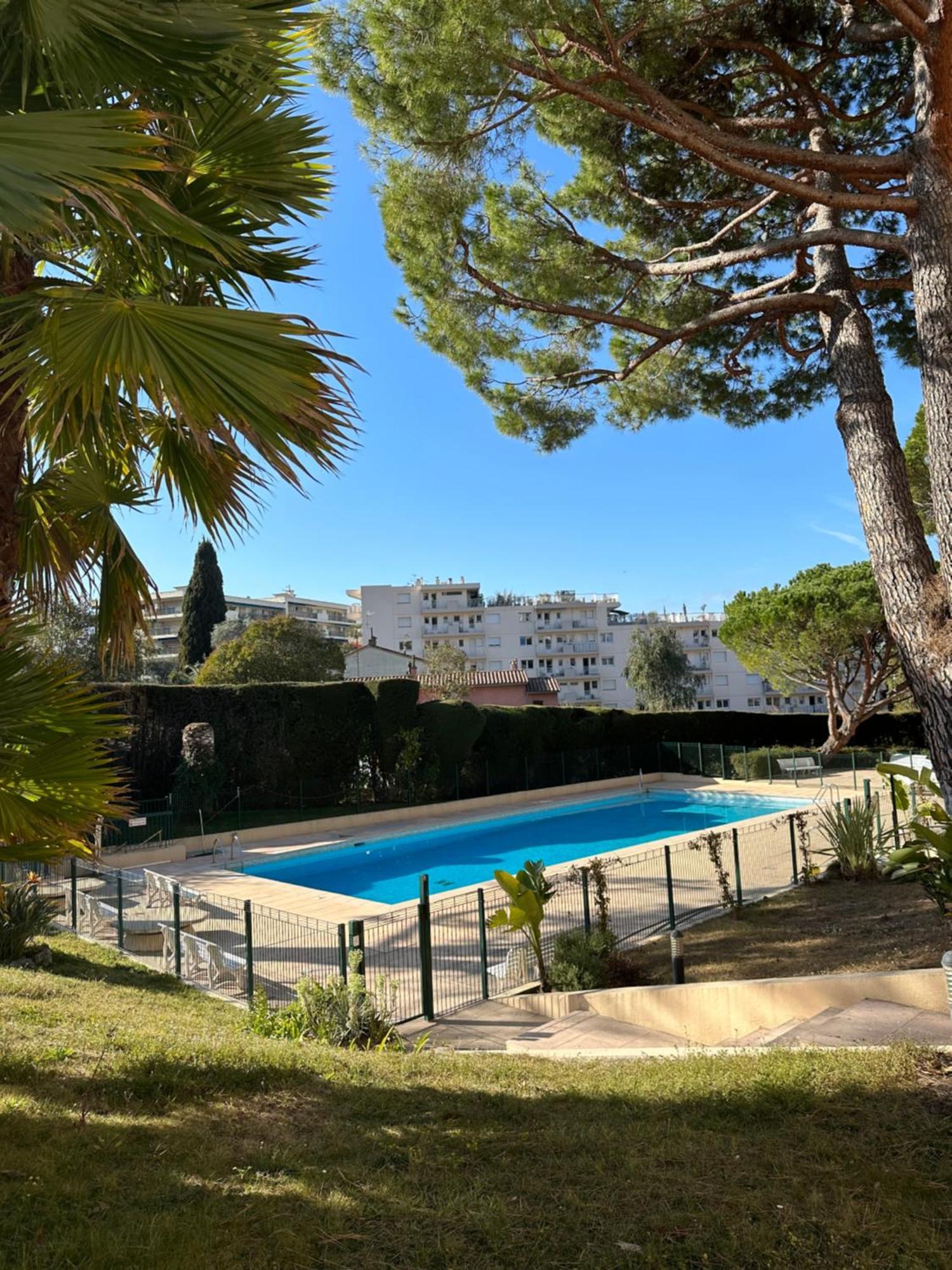L'Azur - Apt De Standing - Piscine - Parking Le Cannet Zewnętrze zdjęcie
